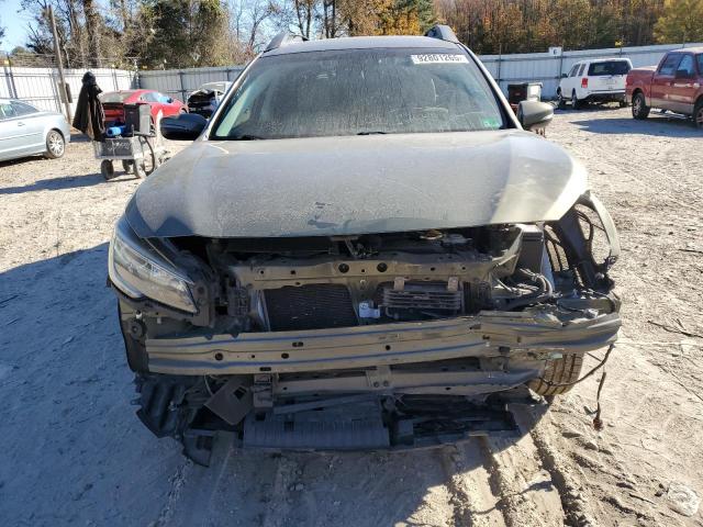 Subaru Outback 2.5i Premium Image 10