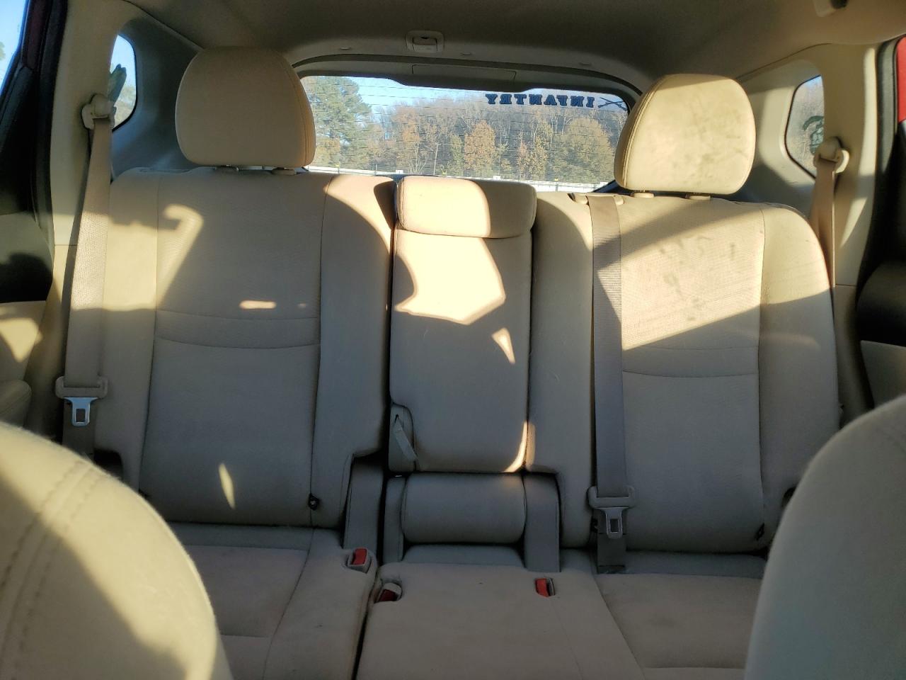 Nissan Rogue S Image 5