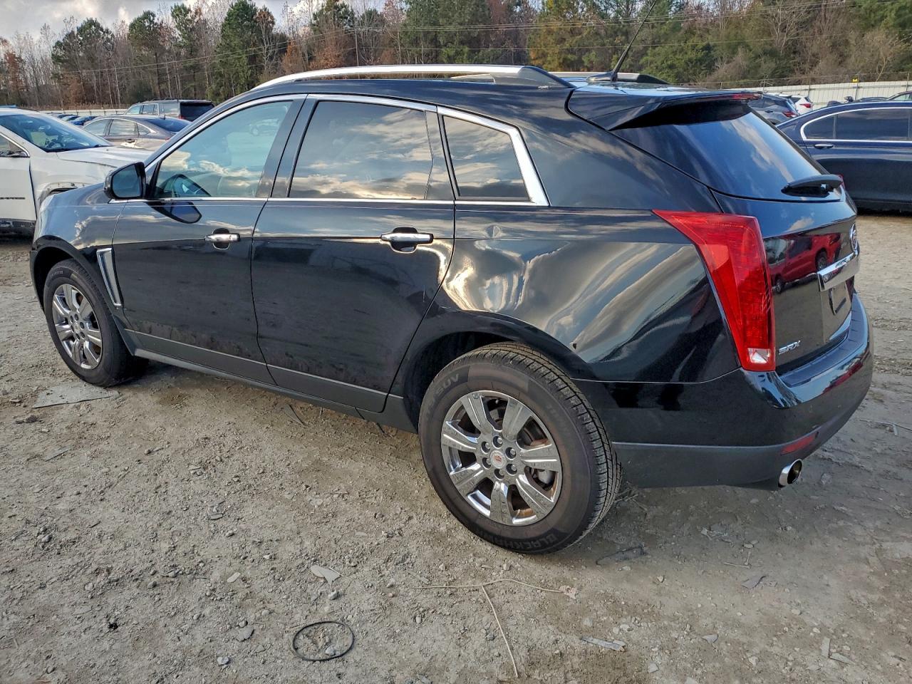 Cadillac SRX Luxury Collection Image 2