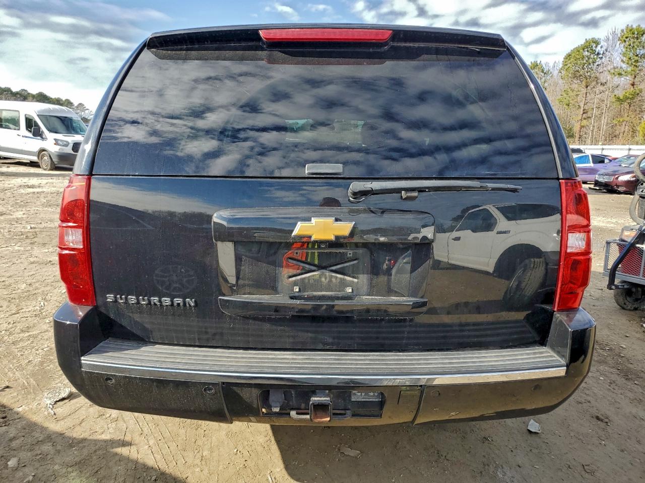 Chevrolet Suburban K1500 Ltz Image 8