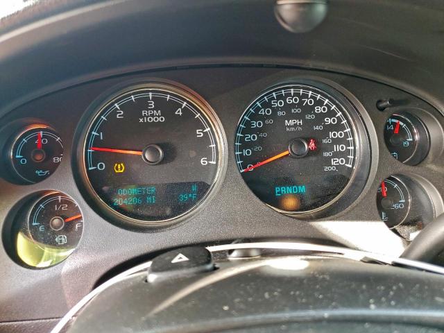 Chevrolet Suburban K1500 Ltz Image 10