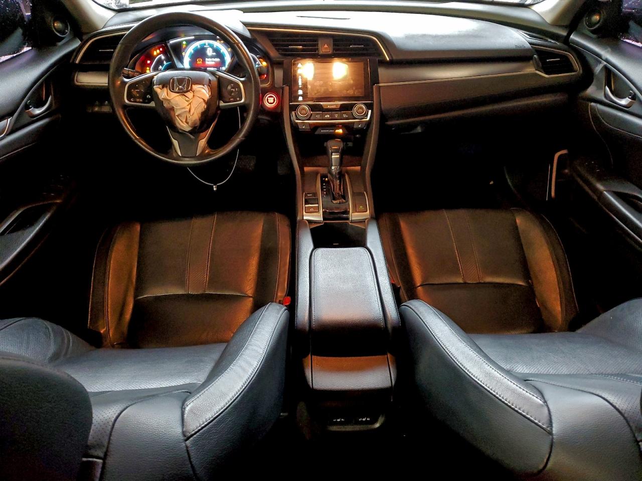 Honda Civic Touring Image 8