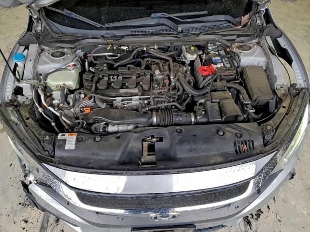 Honda Civic Touring Image 9