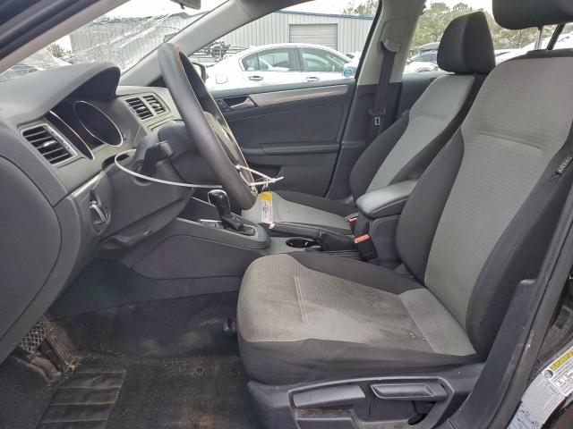 Volkswagen Jetta S Image 2