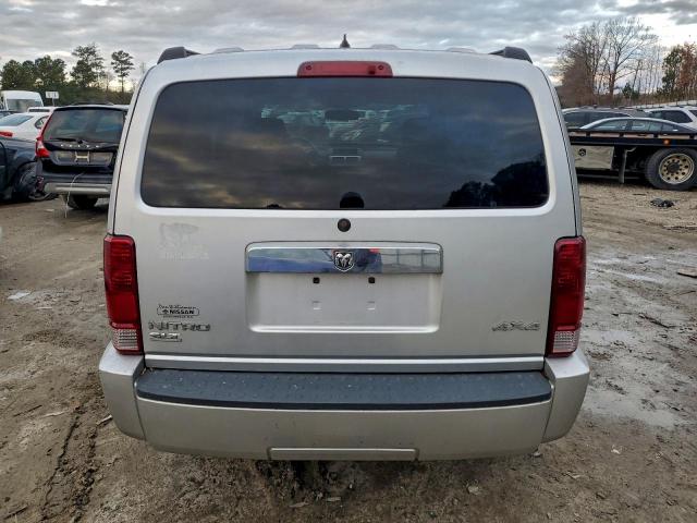 Dodge Nitro Slt Image 4