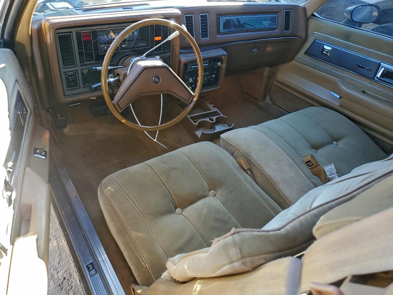 Buick Regal Limited Image 4