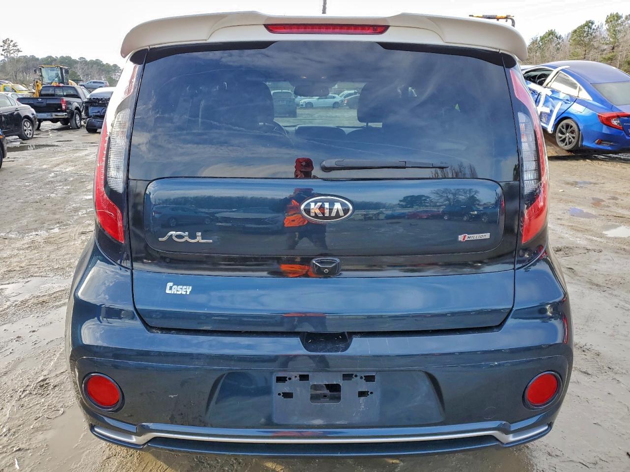 Kia Soul + Image 4
