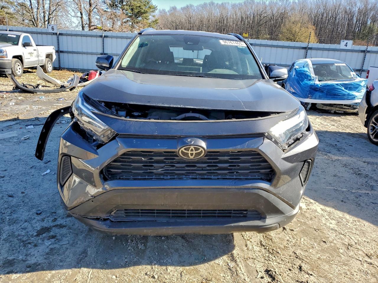 Toyota RAV4 Xle Image 7