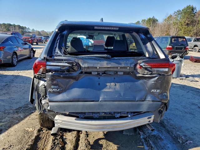 Toyota RAV4 Xle Image 5