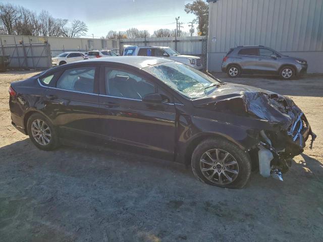 Ford Fusion S Image 9