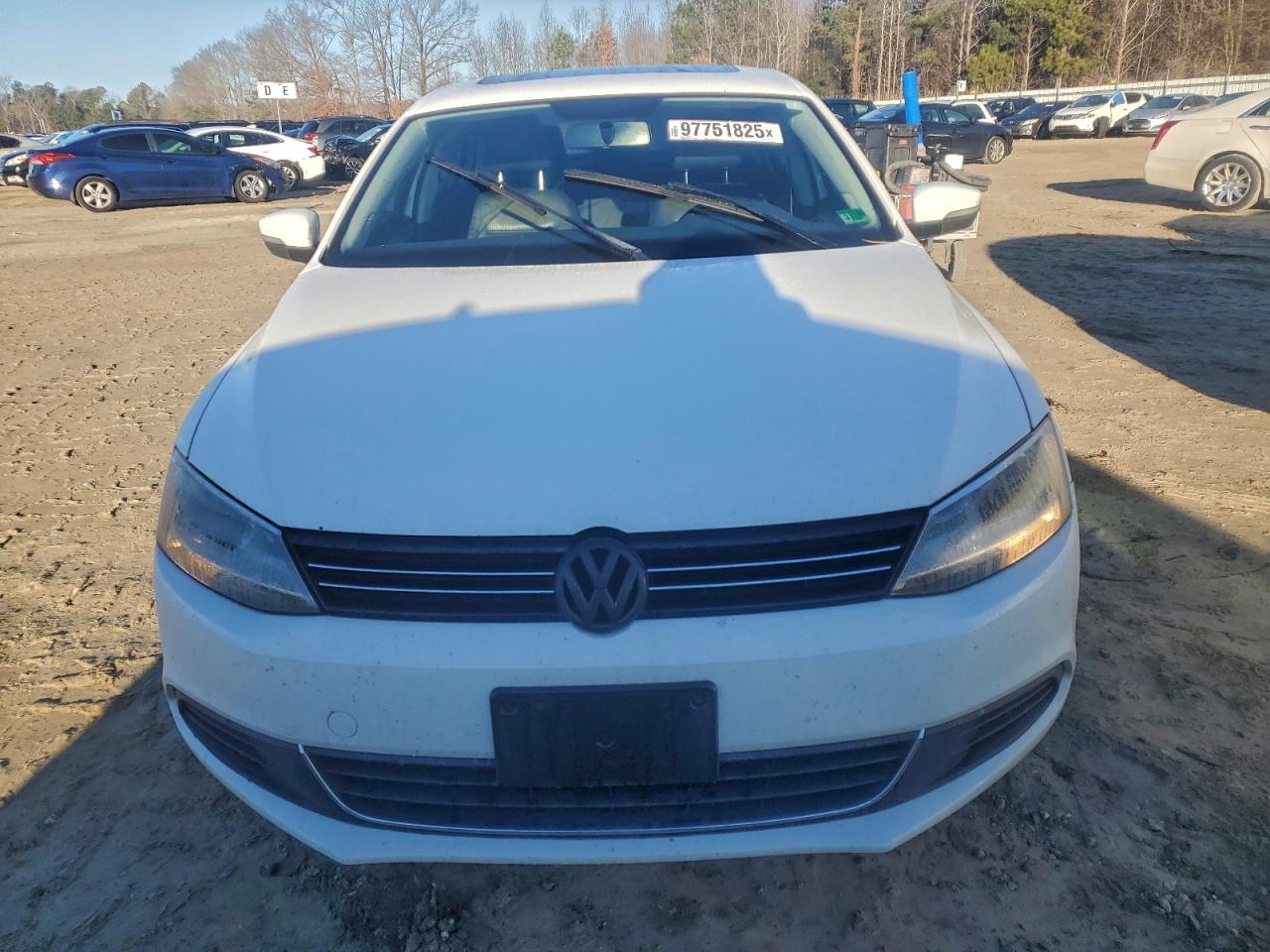 Volkswagen Jetta Se Image 10