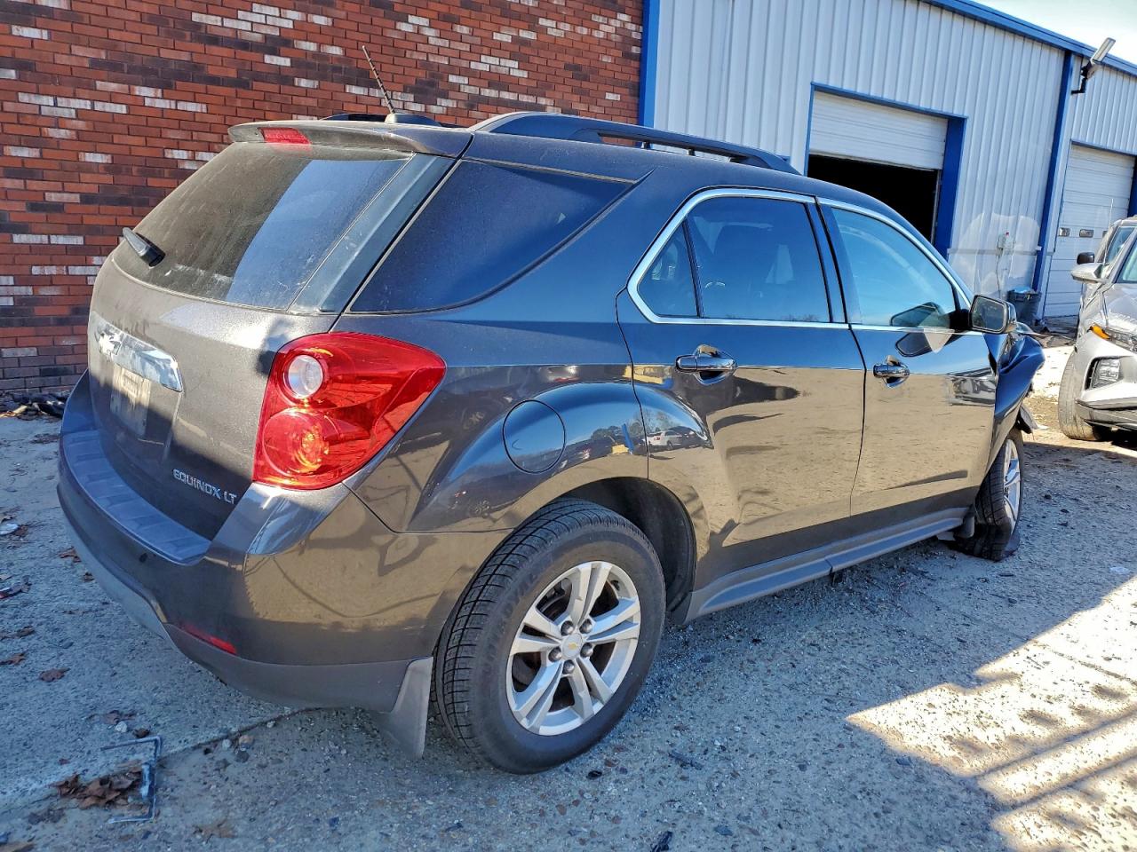 Chevrolet Equinox Lt Image 2