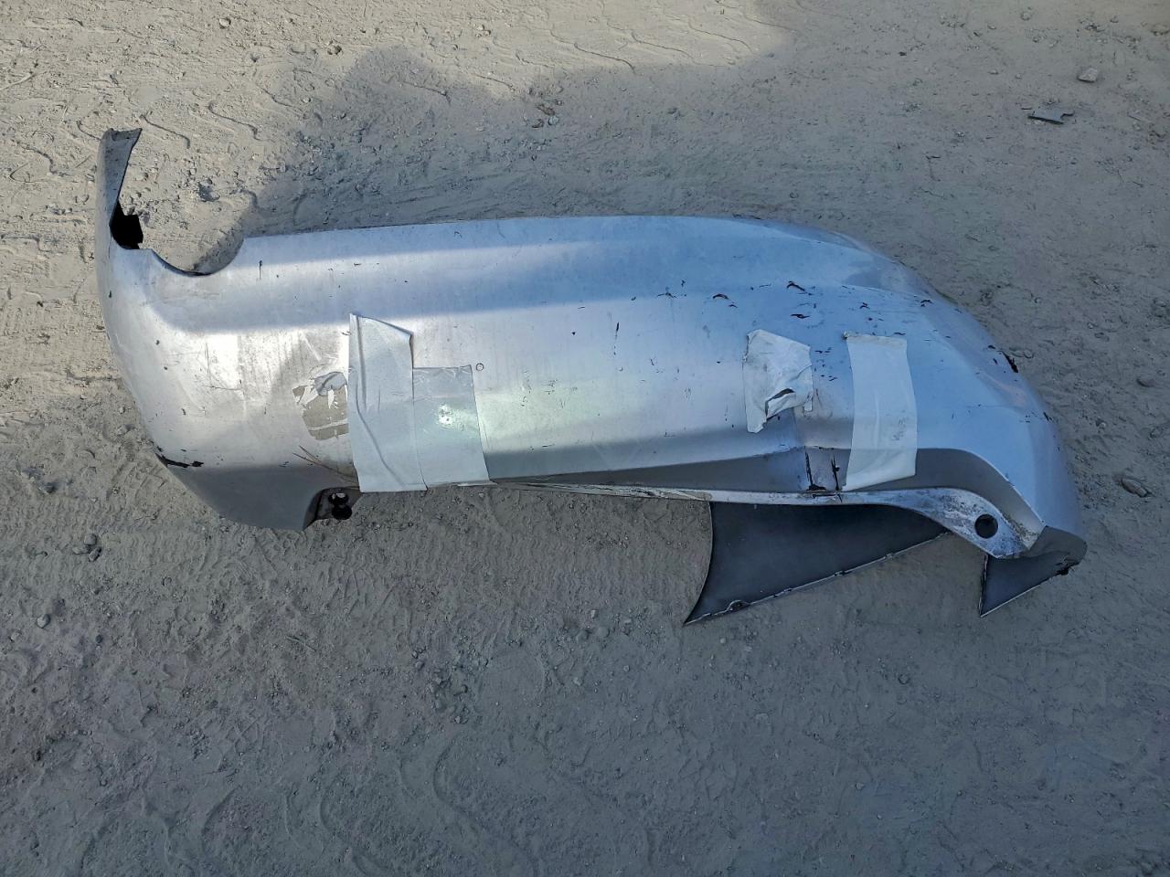 Toyota Camry Base Image 12