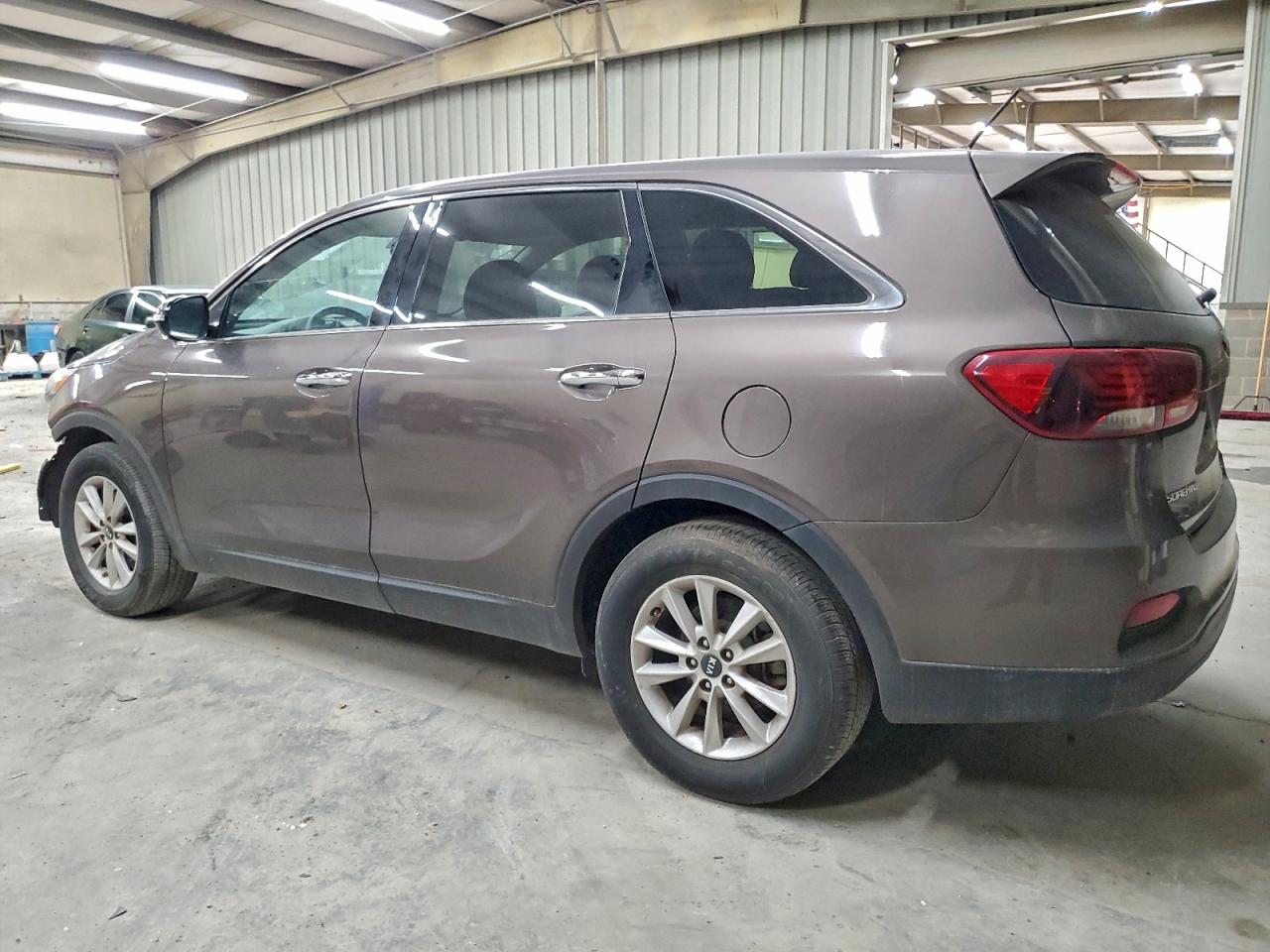 Kia Sorento S Image 6