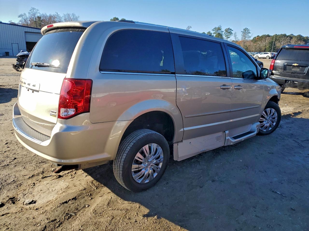 Dodge Caravan Sxt Image 5