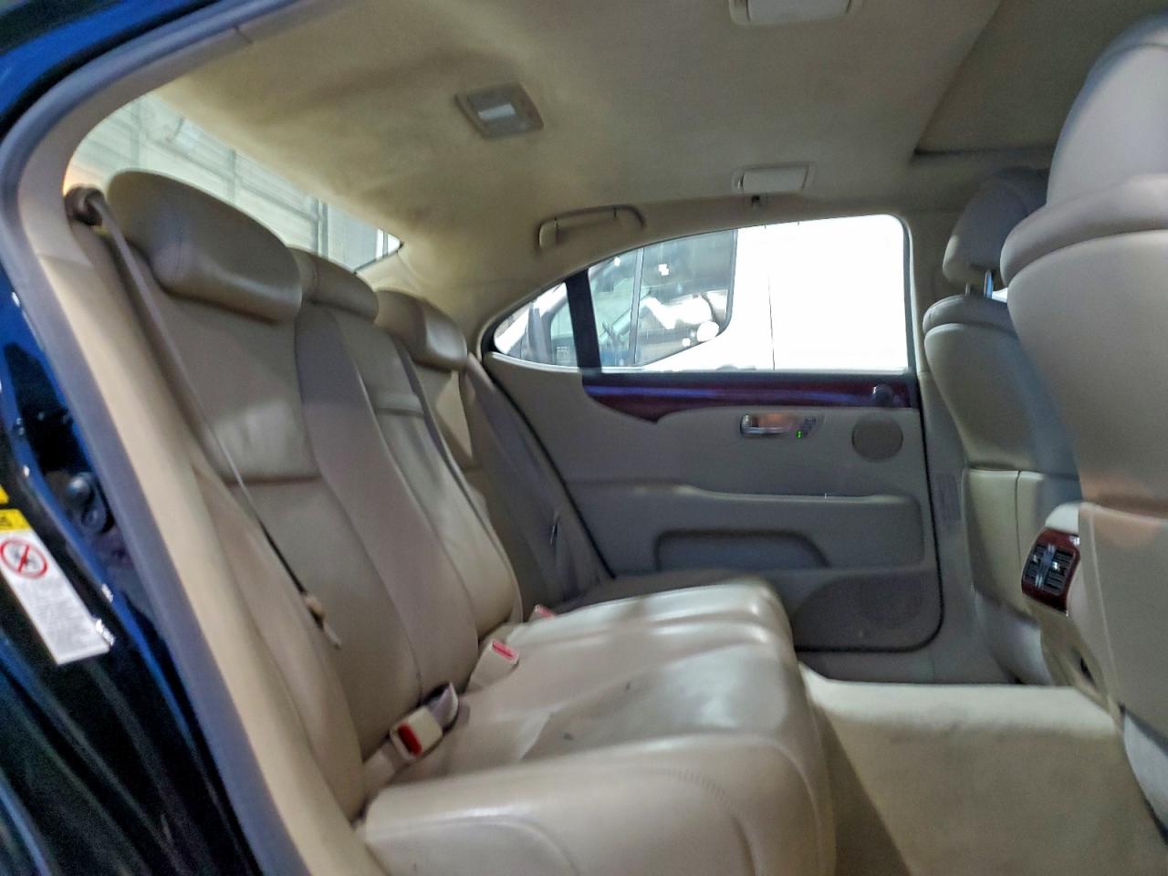 Lexus LS 460l Image 12