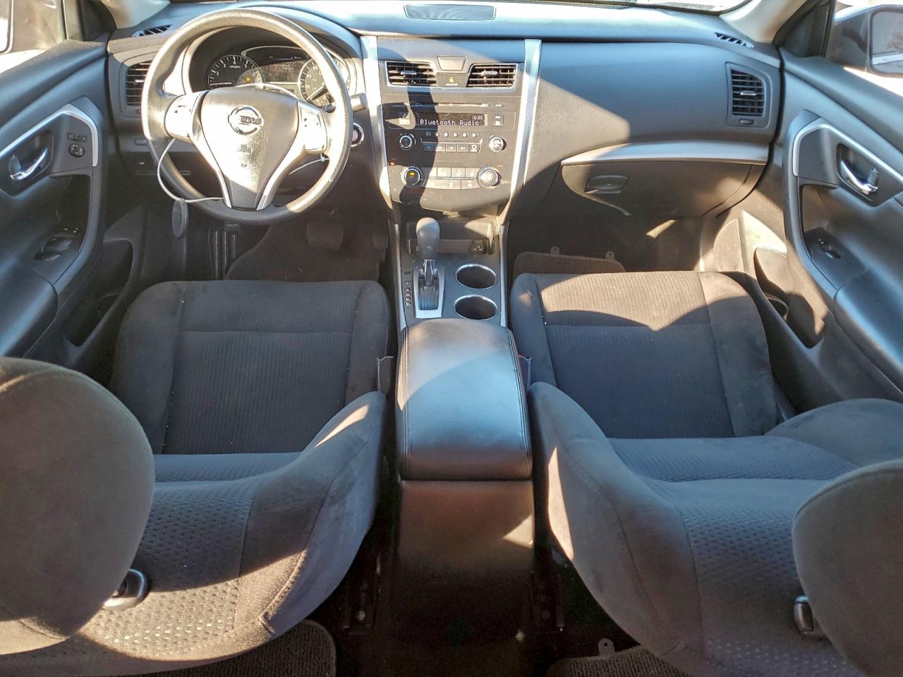 Nissan Altima 2.5 Image 5