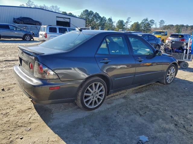 Lexus Is 300 Image 3