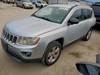 Salvage Jeep Compass