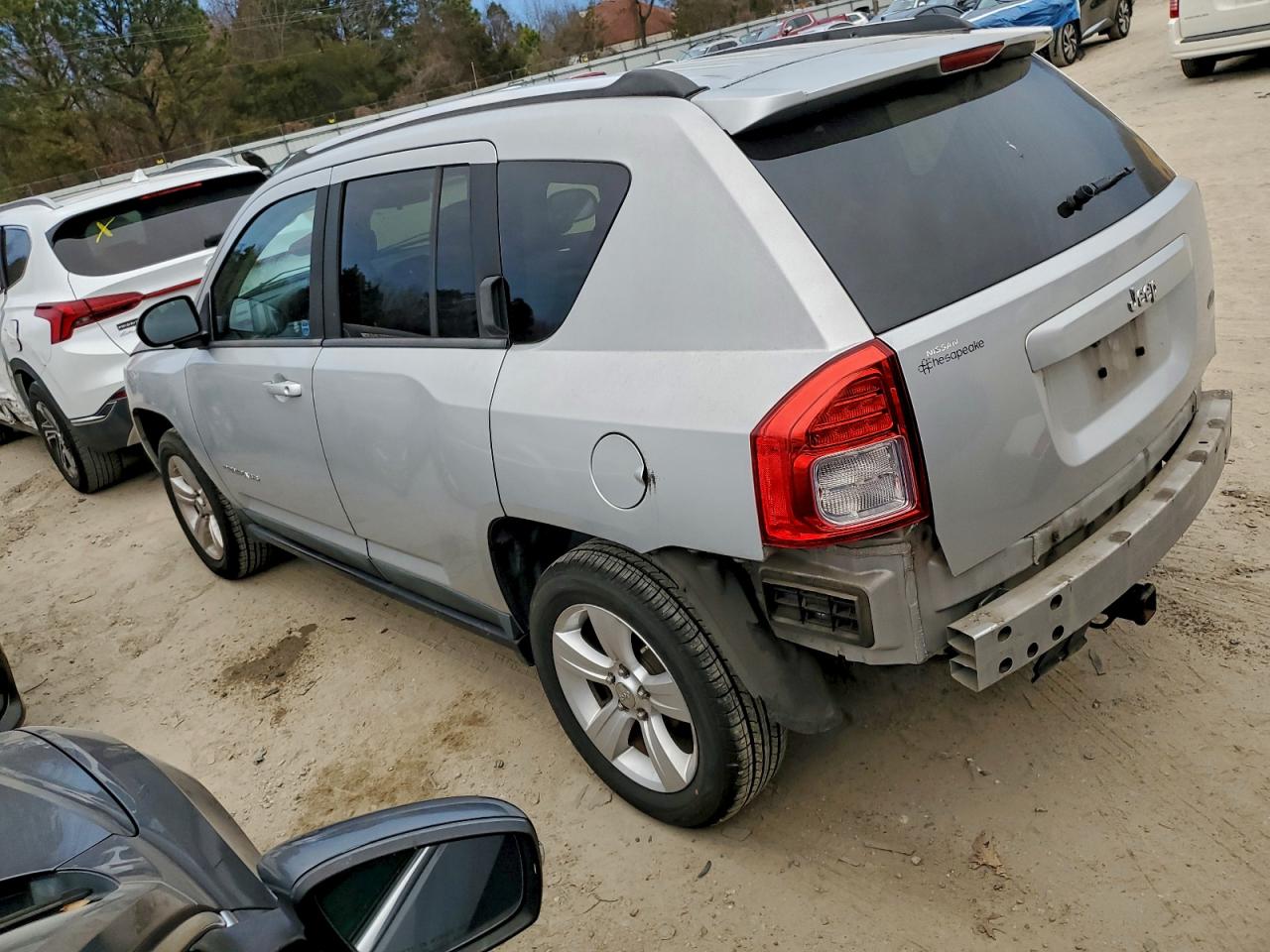 Jeep Compass Sport Image 2