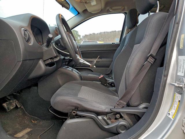 Jeep Compass Sport Image 13