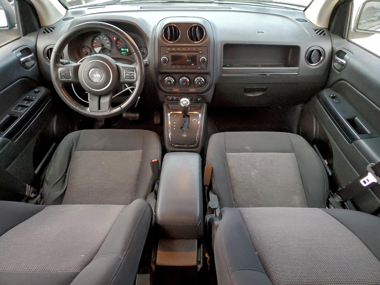 Jeep Compass Sport Image 9