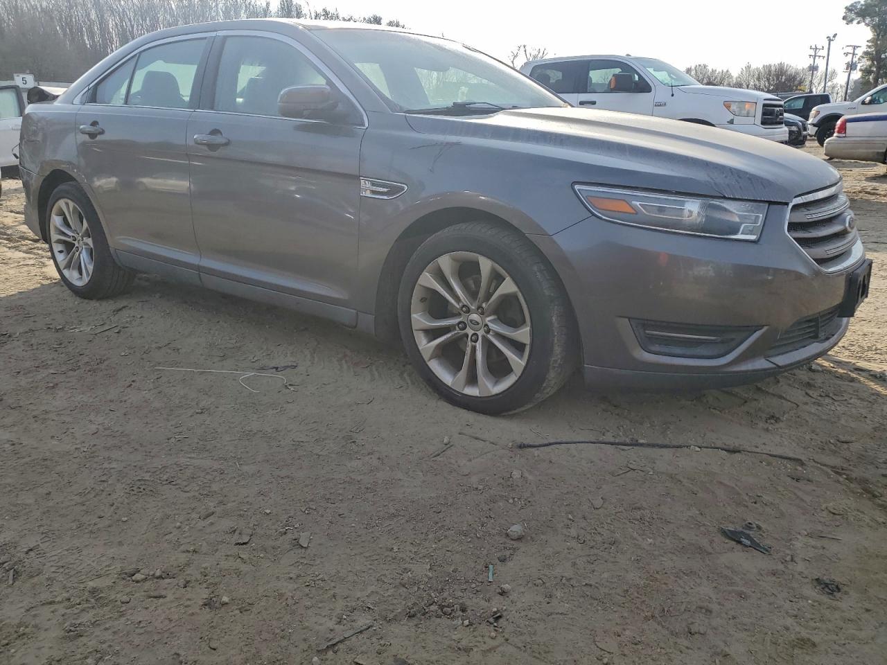 Ford Taurus Sel Image 5