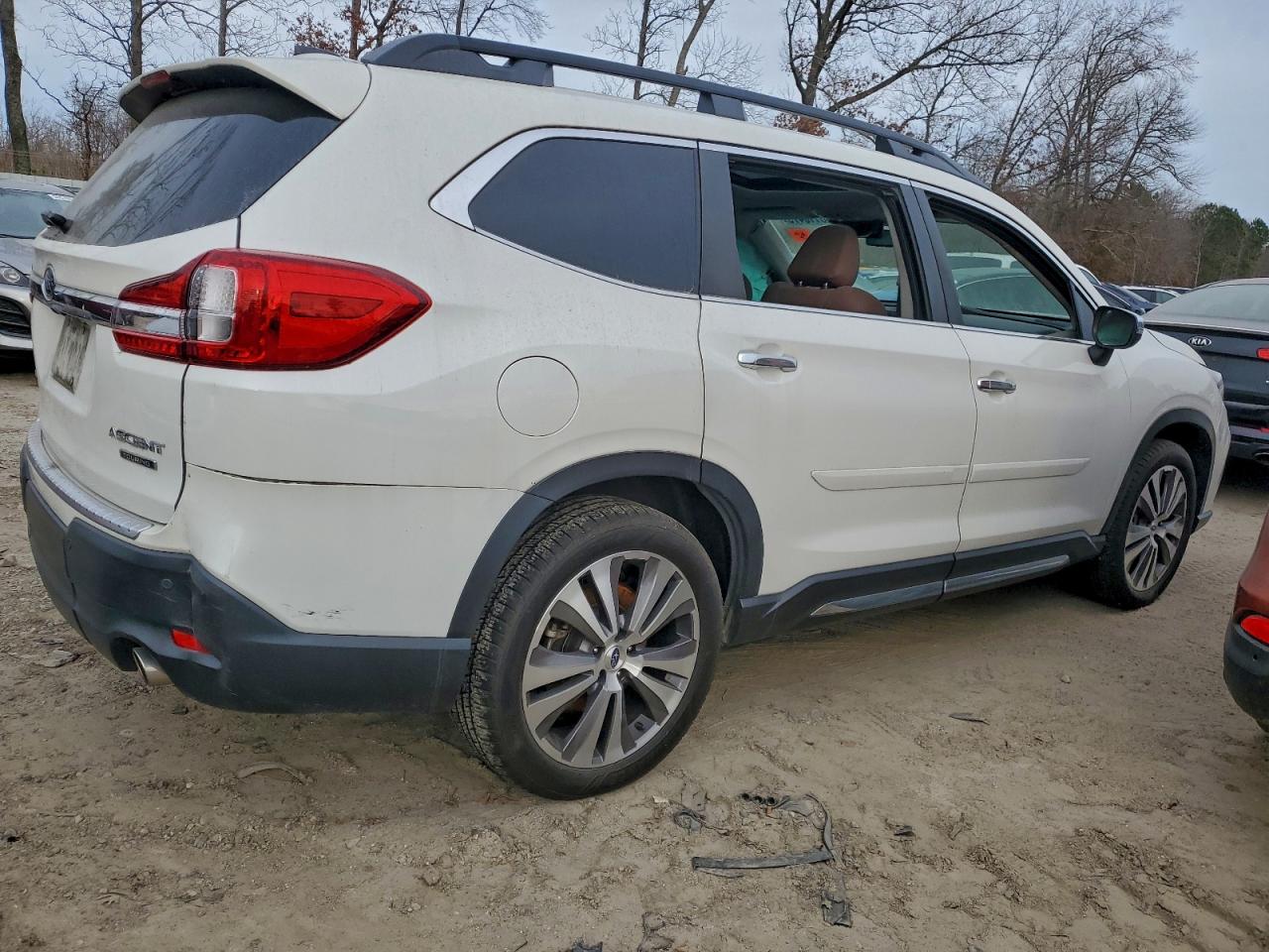 Subaru Ascent Touring Image 4