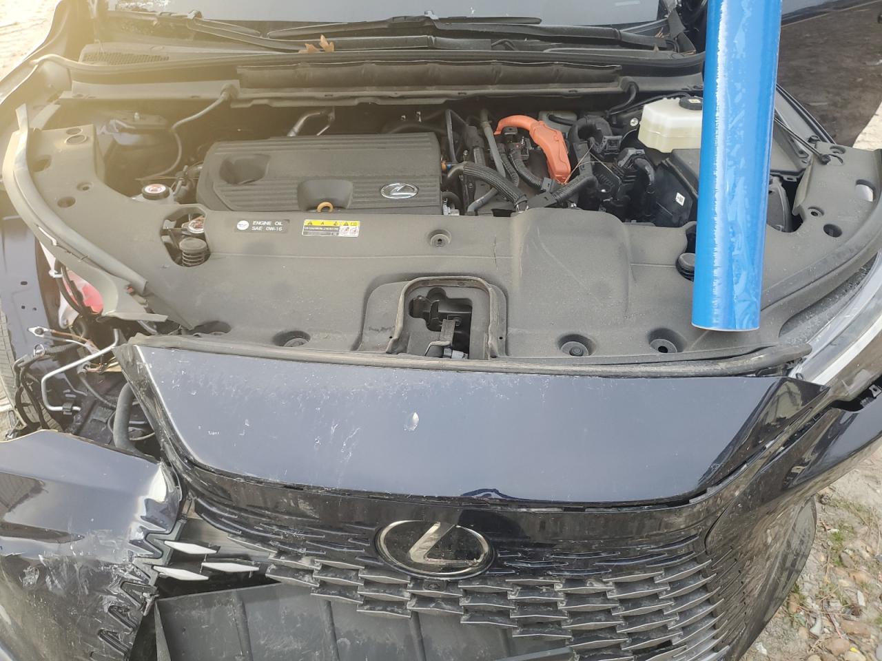 Lexus RX 350h Base Image 9
