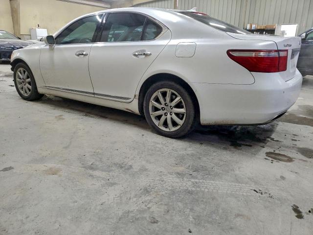 Lexus LS 460 Image 3