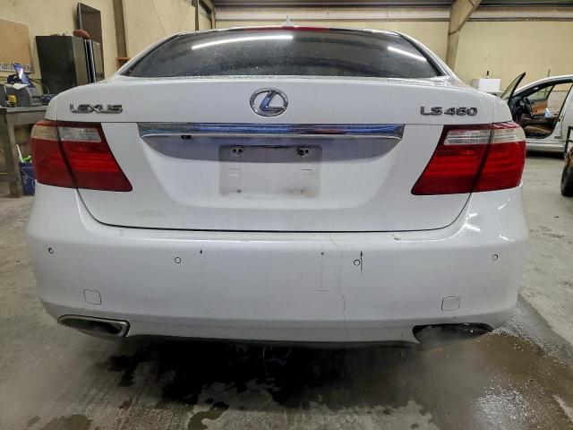 Lexus LS 460 Image 7
