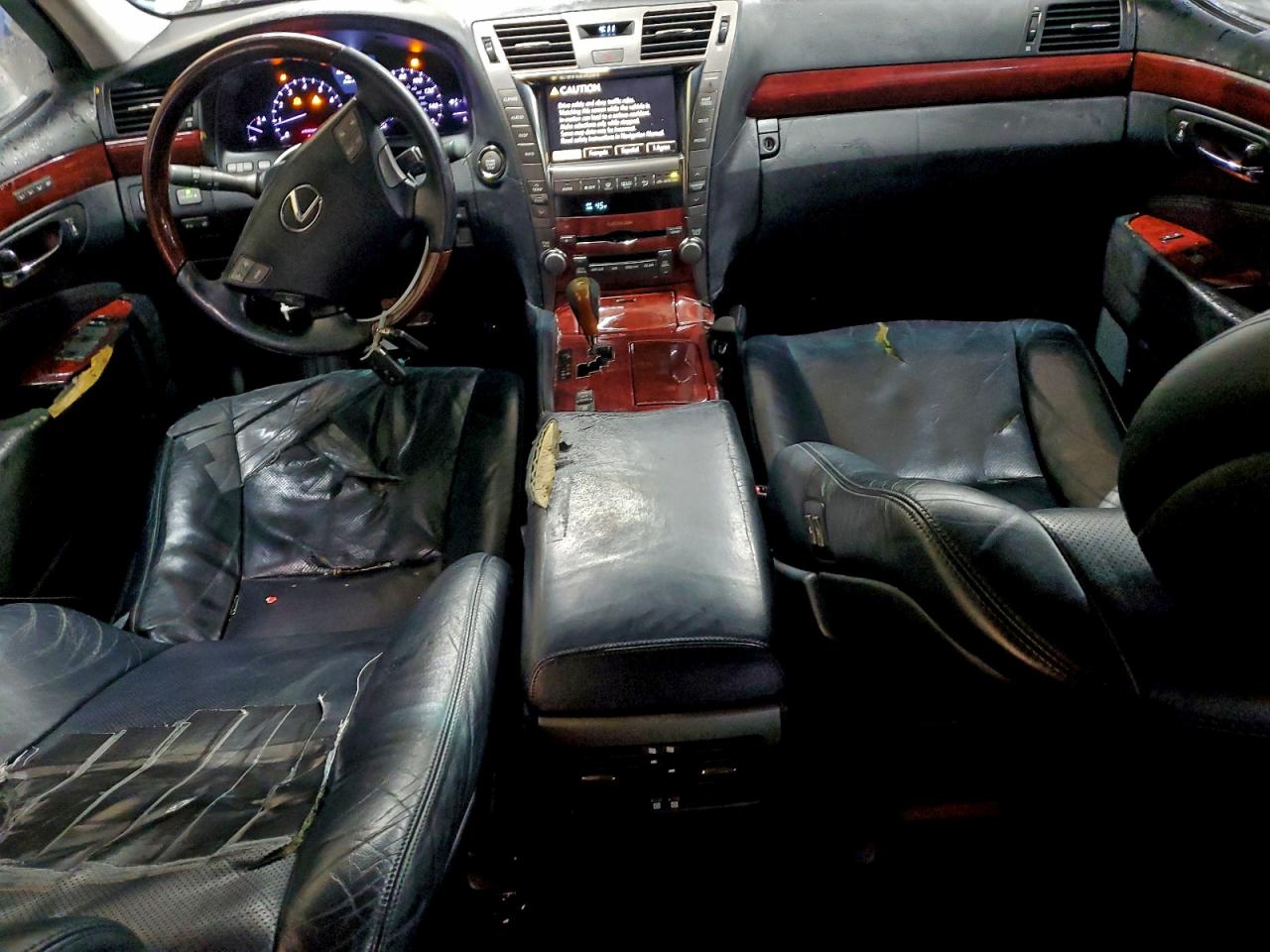 Lexus LS 460 Image 5