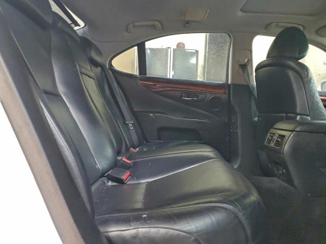 Lexus LS 460 Image 2