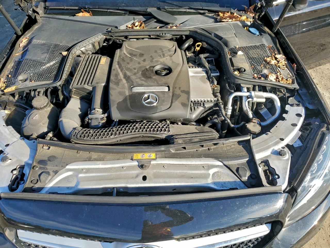 Mercedes-Benz C-Class 300 Image 7