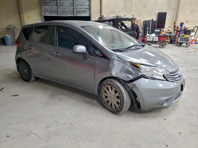 Nissan Versa S Image 4