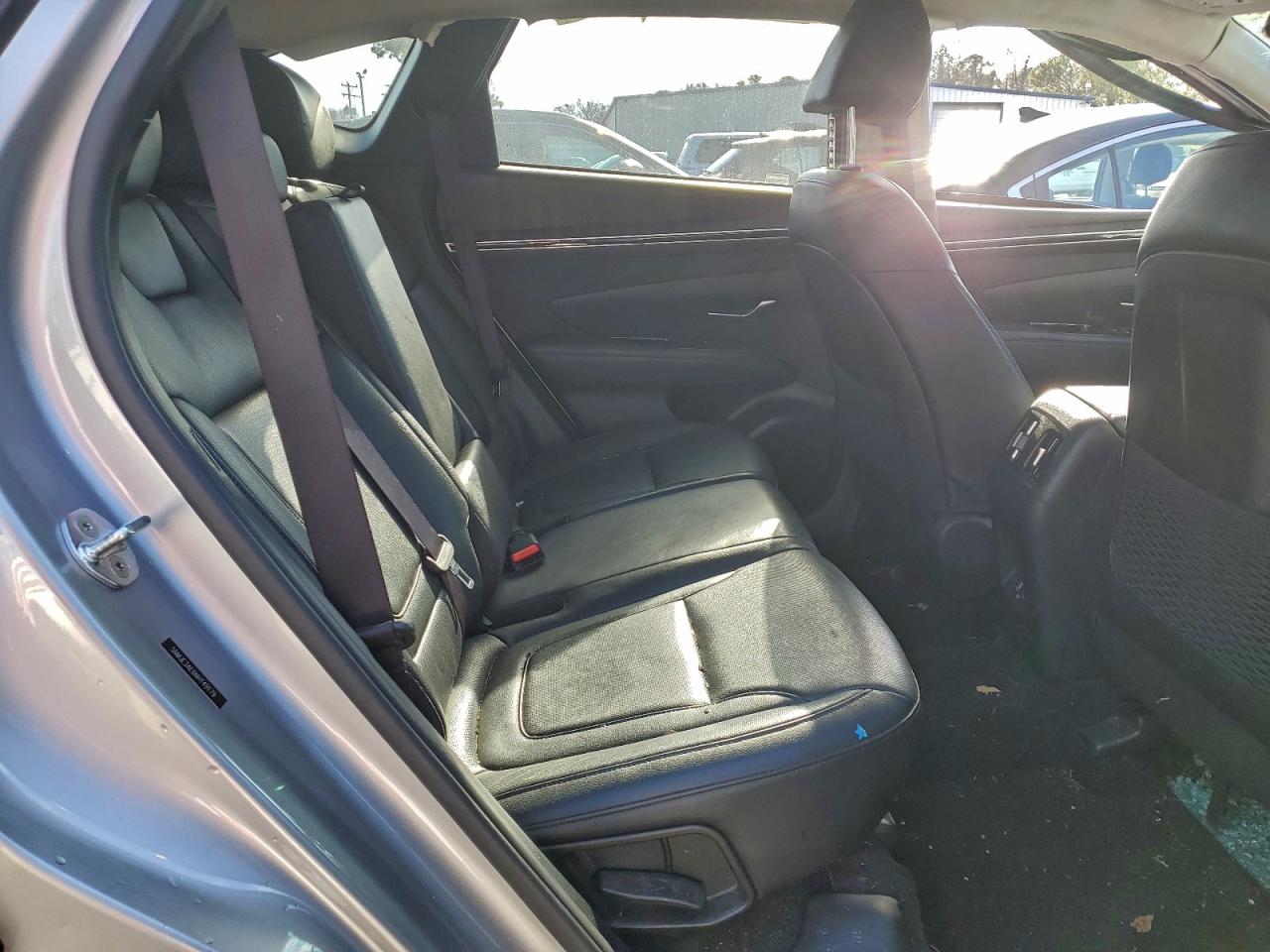 Hyundai TUCSON Limited Image 12