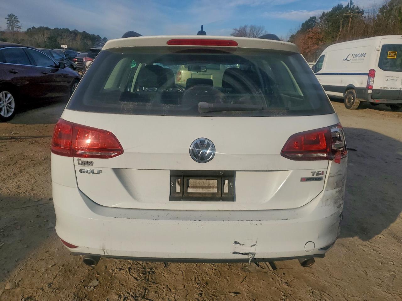 Volkswagen Golf S Image 2