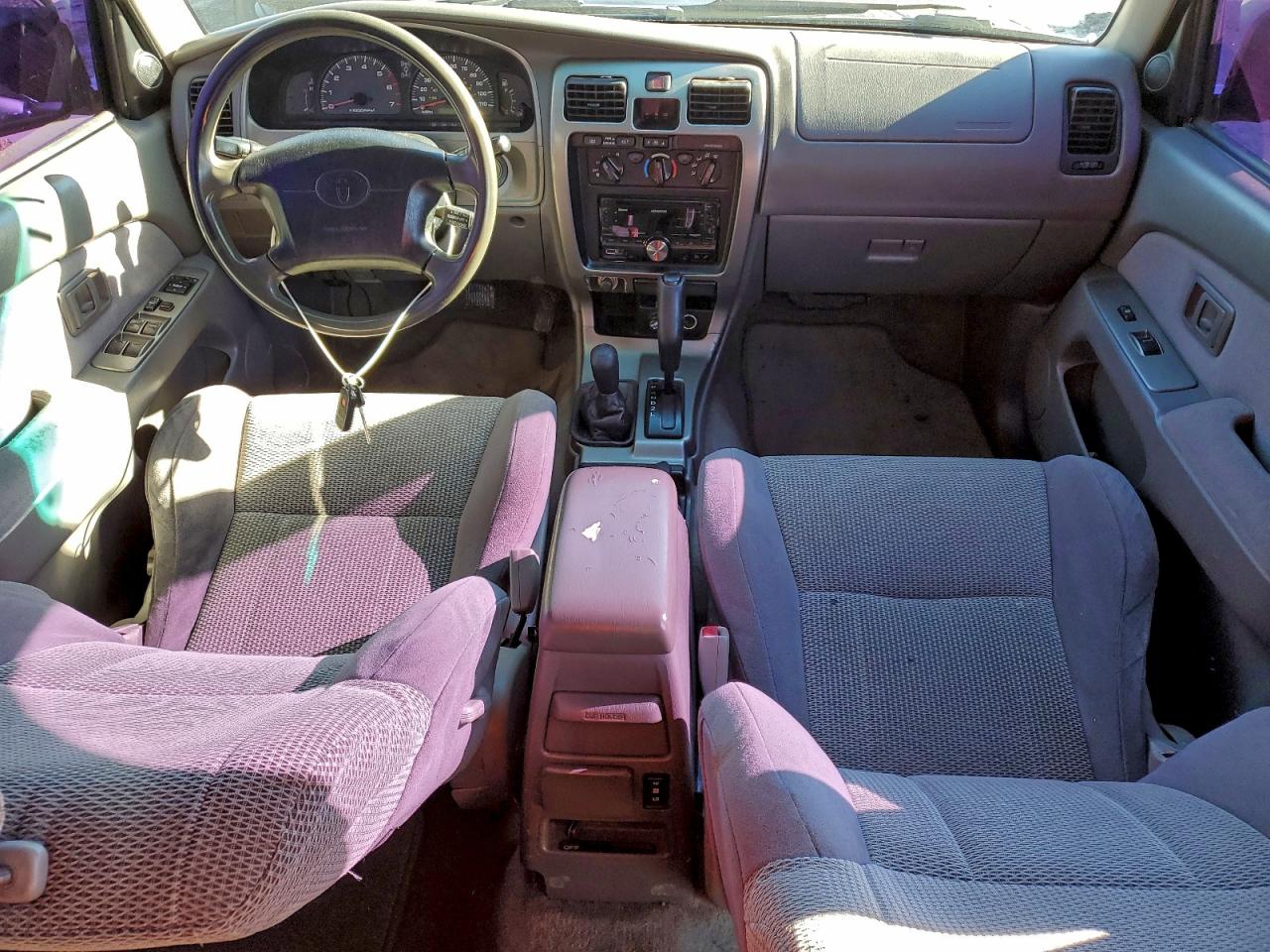 Toyota 4Runner Sr5 Image 10