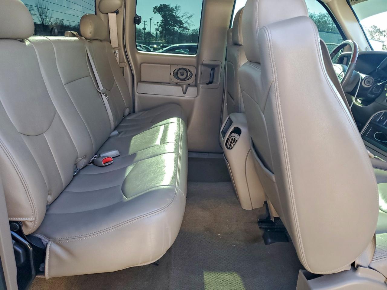 Chevrolet Silverado K1500 Classic Image 5