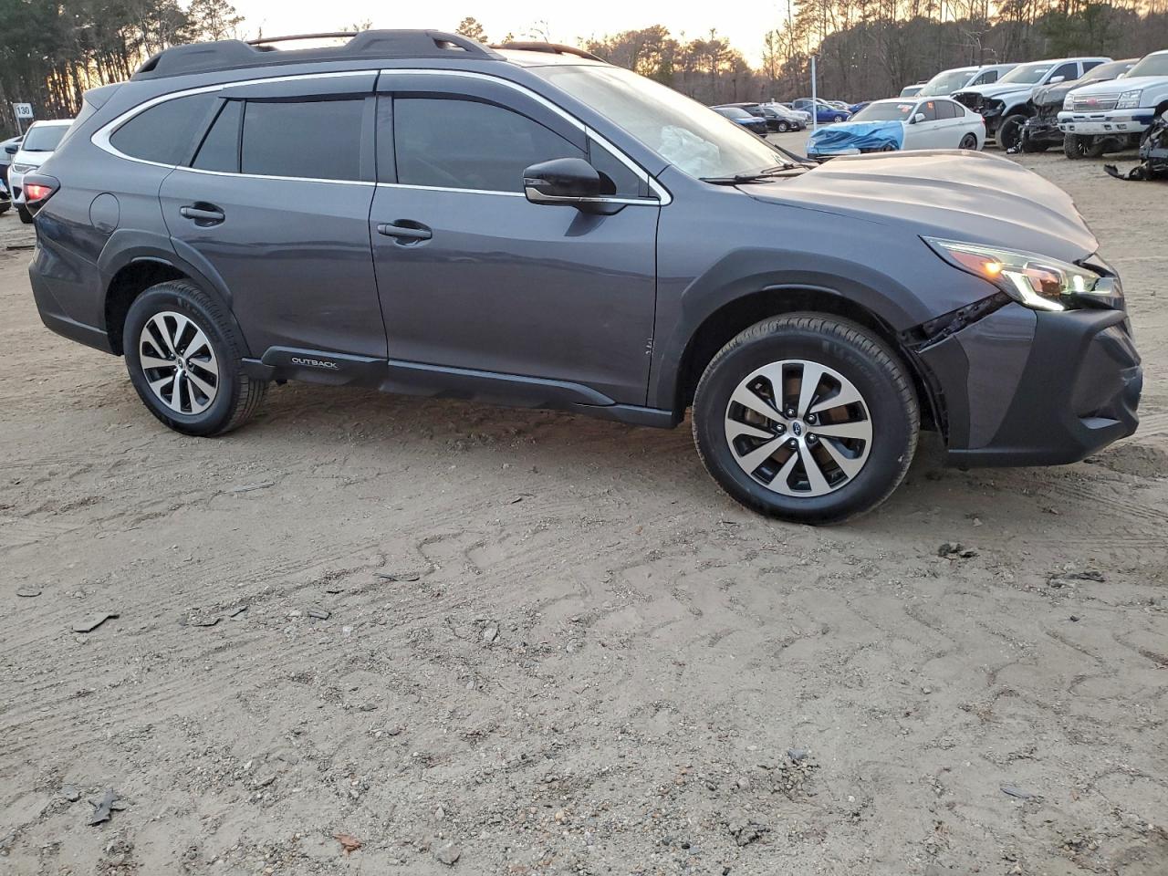 Subaru Outback Premium Image 6