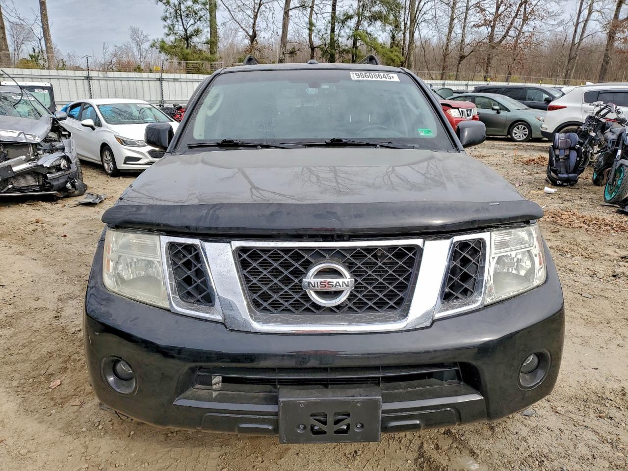 Nissan Pathfinder S Image 6