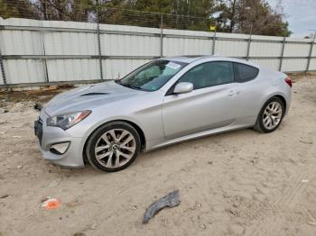  Salvage Hyundai Genesis