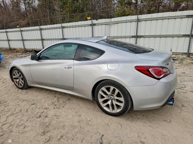 Hyundai Genesis 2.0t Image 5