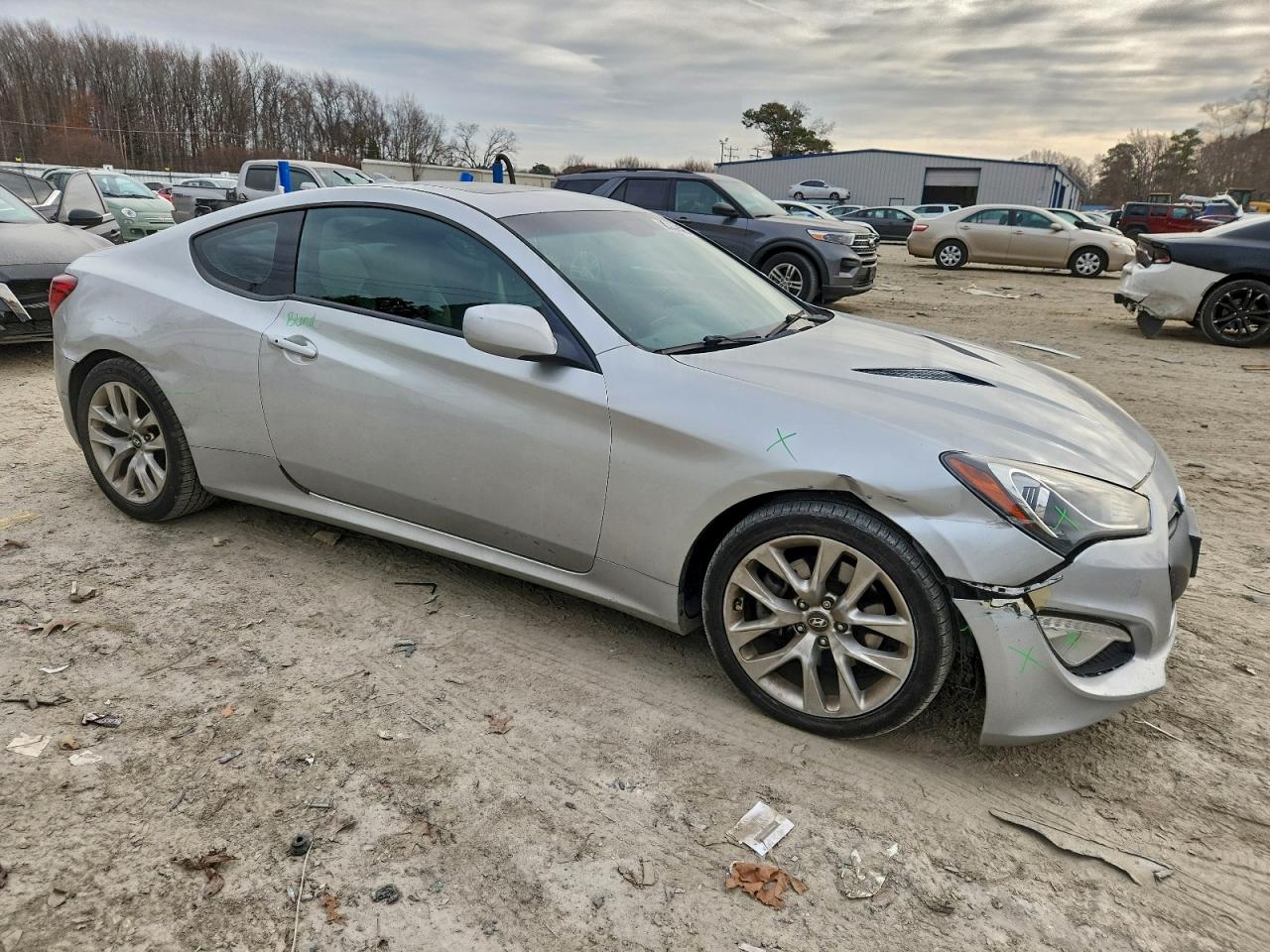 Hyundai Genesis 2.0t Image 2