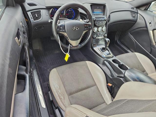 Hyundai Genesis 2.0t Image 8
