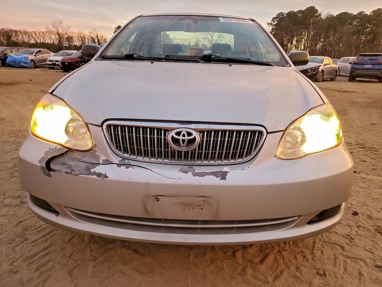 Toyota Corolla Ce Image 4