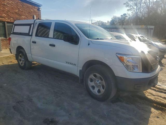 Nissan Titan S Image 4
