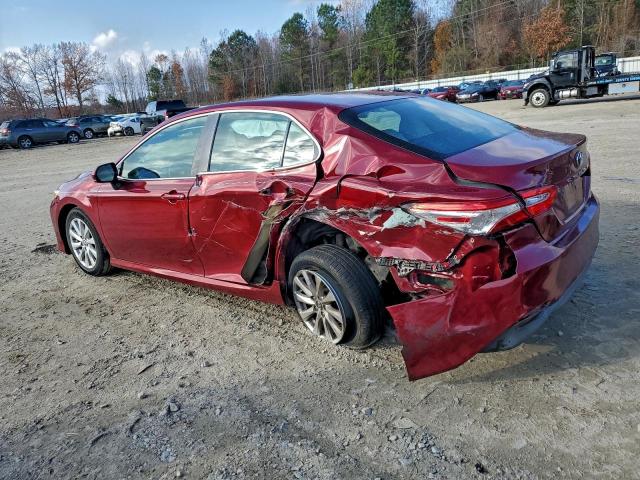 Toyota Camry L Image 2