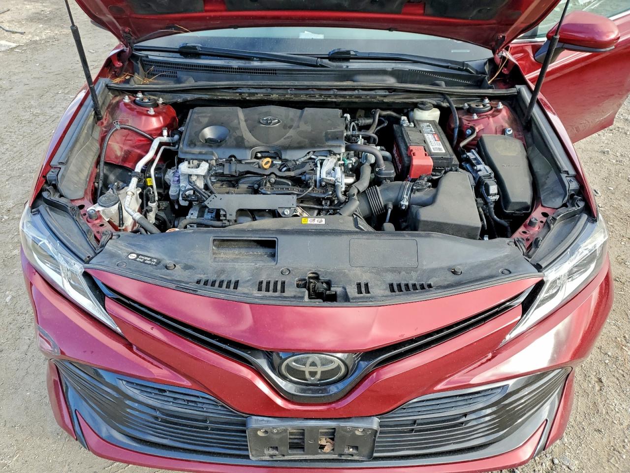 Toyota Camry L Image 10