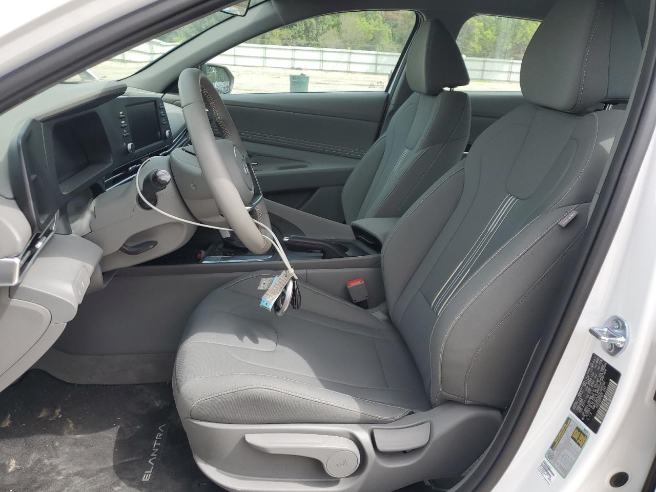 Hyundai ELANTRA Sel Sport Image 7